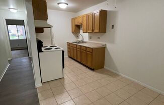 2 beds, 1 bath, 790 sqft, $1,049.99, Unit 526-06