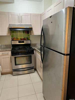 1 bed, 1 bath, $1,900, Unit 3B