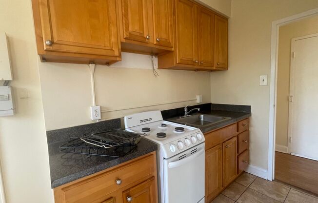 1 bed, 1 bath, 941 sqft, $995, Unit 0304