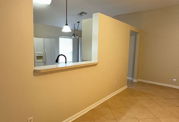 Charming 3 Bedroom, 2 Bath home in Seminole Woods