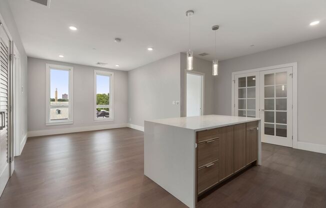 2 beds, 1 bath, 940 sqft, $3,000, Unit 309
