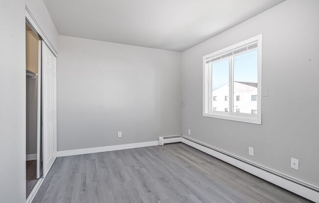 3 beds, 1.5 baths, 1,150 sqft, $1,599, Unit 2025