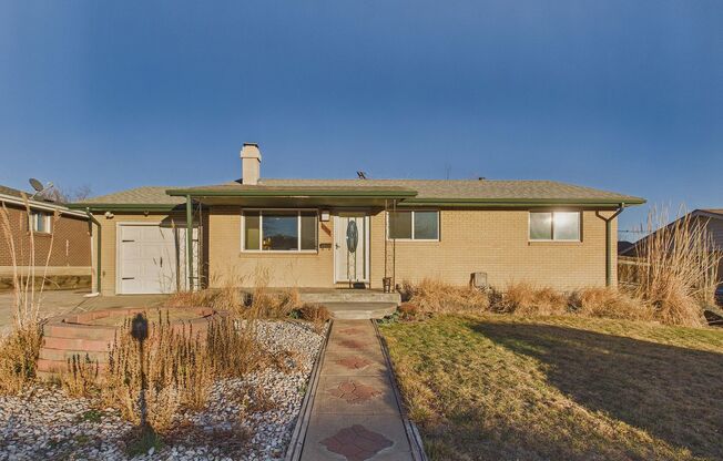 Gorgeous home in Westminster!