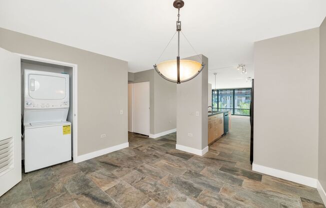 2 beds, 2 baths, $2,945, Unit # 603