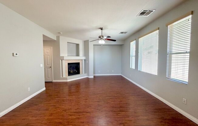 7358 Shelbourne Ave Las Vegas, NV 89113