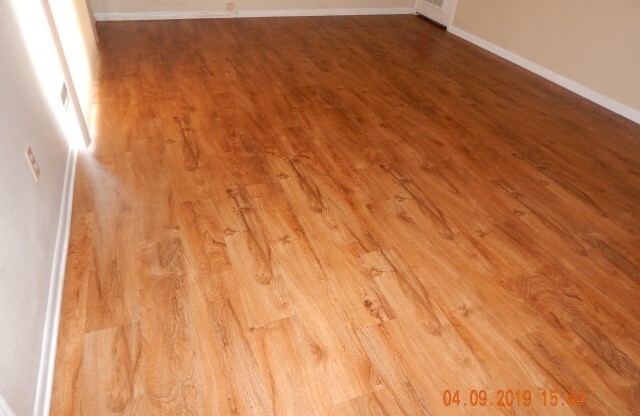 NICE 2 BEDROOM 2.5 BATH