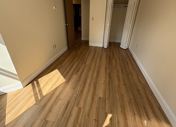 3 beds, 2 baths, 1,198 sqft, $4,400, Unit 34