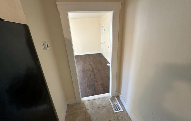 2 beds, 1 bath, $1,450, Unit 1