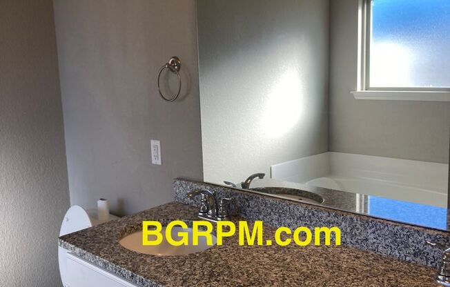 3 beds, 2 baths, $1,550