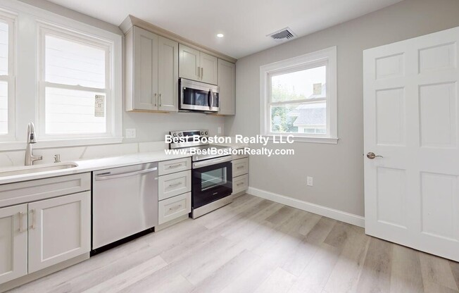 3 HARRIS RD