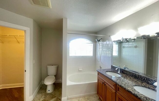7310 Westpointe Blvd