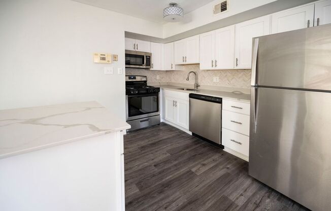 2 beds, 1.5 baths, 1,200 sqft, $1,895