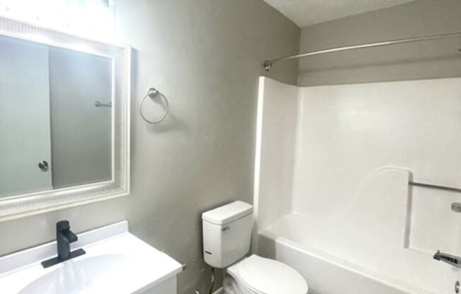 1 bed, 1 bath, 600 sqft, $895, Unit 4604