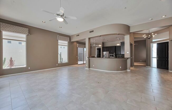 Stylish 2-Bedroom Home with Resort-Style Amenities in Scottsdale