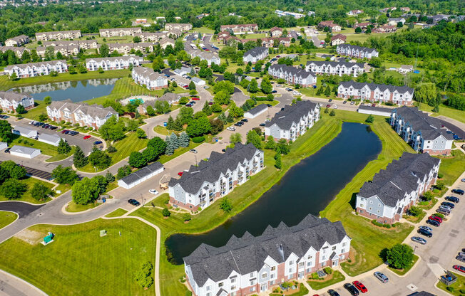 Aerial Community View at Heatherwood Apartments in Grand Blanc, MI