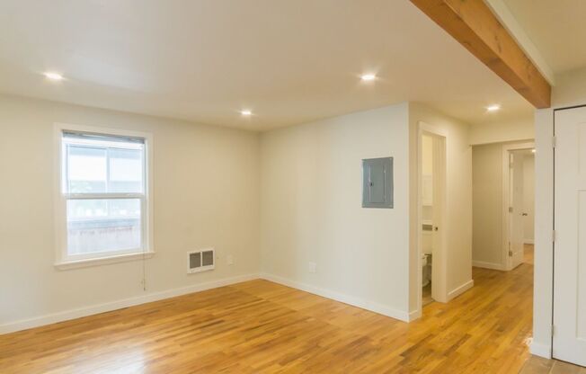 1Bd/1Ba Seattle Duplex