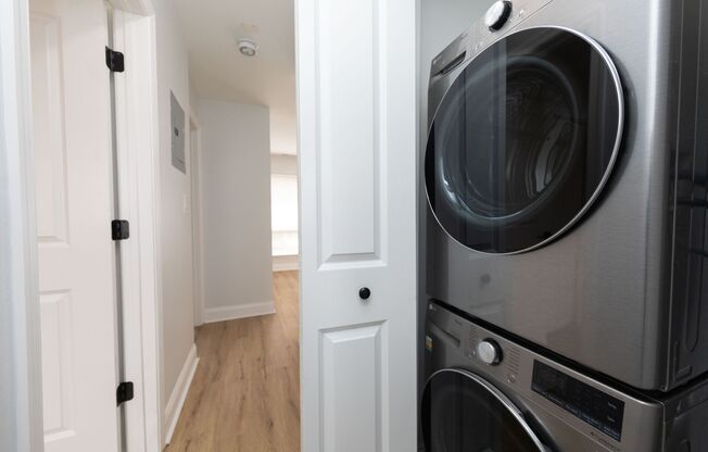 Washer/Dryer in-unit