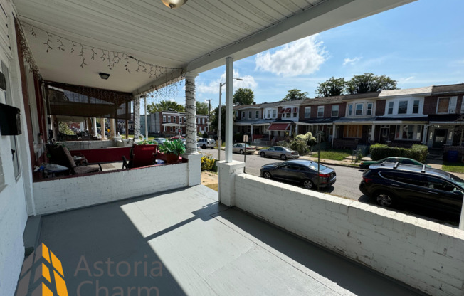 2 beds, 1.5 baths, $1,600