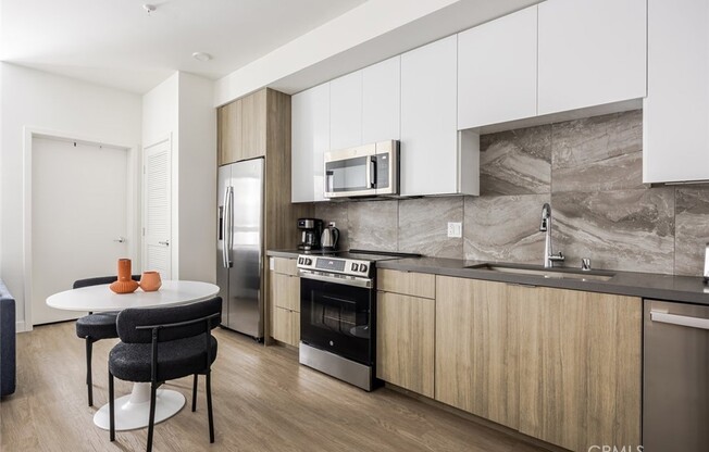 1 bed, 1 bath, 650 sqft, $2,529, Unit 620