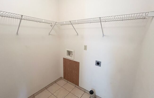 2 beds, 1 bath, 820 sqft, $875, Unit 1710-309