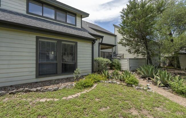 13 CASA VERDE ST