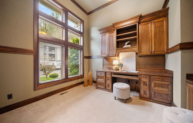 4 beds, 3.5 baths, $4,895