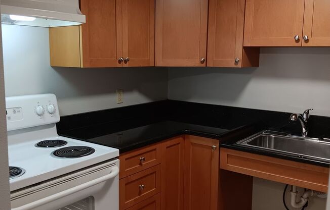 Golden Glades Apartments