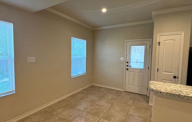 3 beds, 2.5 baths, $1,695