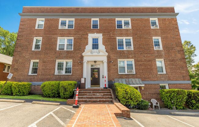 Charming 1-Bedroom Apartment in the Heart of Arlington