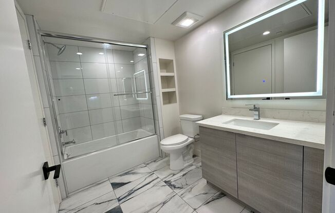 1 bed, 1 bath, 690 sqft, $3,300, Unit 408