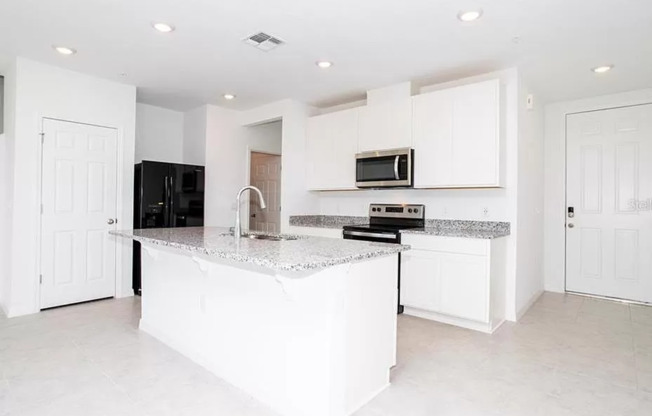 2541 Red Spruce Way