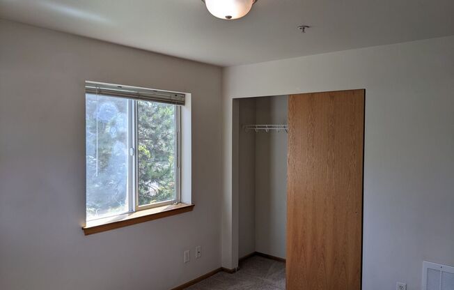 2 beds, 2 baths, 763 sqft, $1,750, Unit 611-208