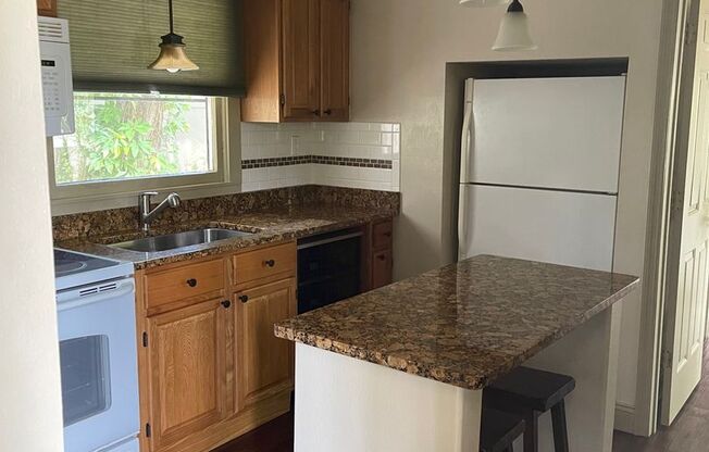 1 bed, 1 bath, $1,550