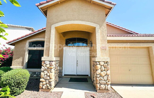 1894 E SAGEBRUSH ST