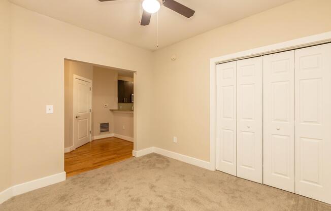 1 bed, 1 bath, 943 sqft, $1,479