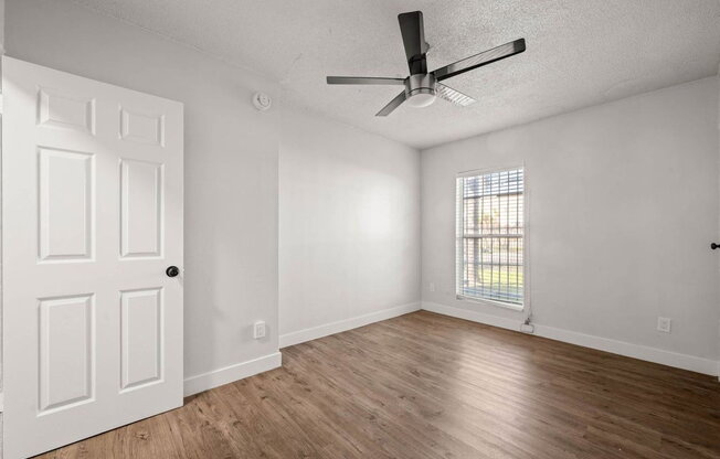 2 beds, 1 bath, 875 sqft, $1,688, Unit 7a