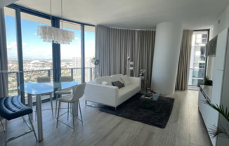 2 beds, 2 baths, $5,600, Unit #4208