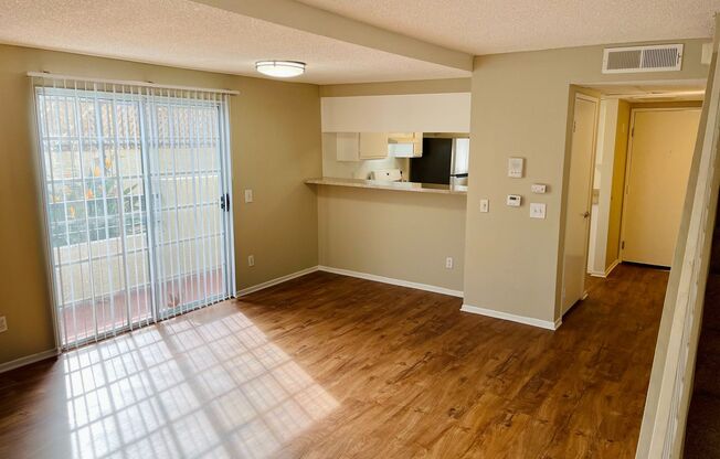 1 bed, 1.5 baths, 900 sqft, $2,830, Unit 8600-110