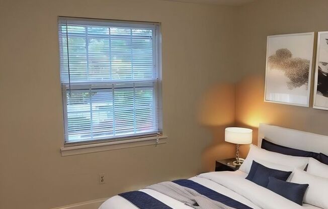 2 beds, 1 bath, 1,050 sqft, $2,550, Unit 3 WC- 14