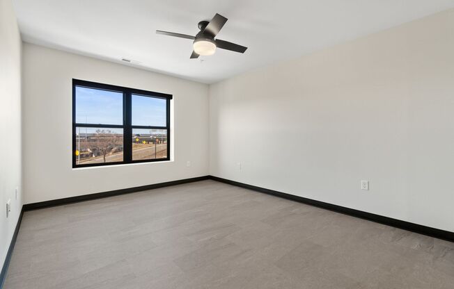 2 beds, 1 bath, 825 sqft, $1,295, Unit #612