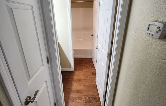 2 beds, 1 bath, 825 sqft, $1,820, Unit 205