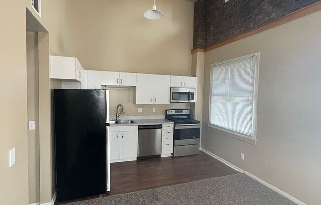 1 bed, 1 bath, 511 sqft, $1,150, Unit PH3