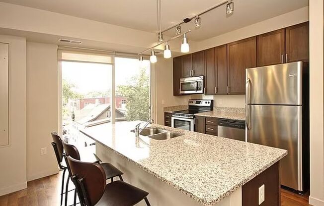 2 beds, 2 baths, 782 sqft, $1,600, Unit 104