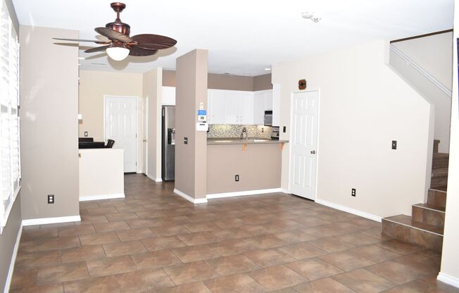 3 bd 2.5 ba, Condo With Community Pool (Chula Vista, 91910)