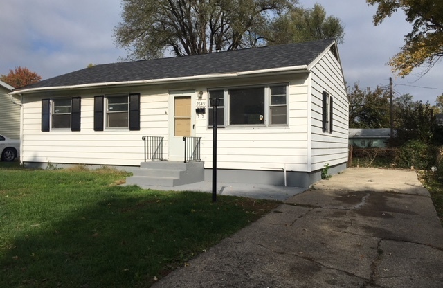 3 Bedroom Single Family Home.- Section 8 Only