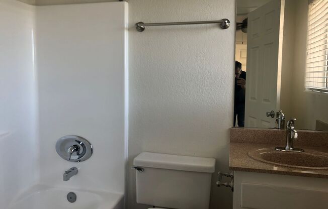 Studio, 1 bath, 350 sqft, $1,495, Unit 303