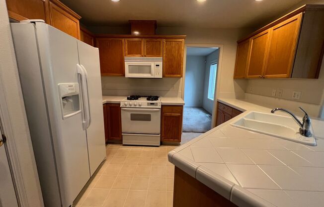 4145 NW 127th Avenue ~ Exceptionally Refreshed Bethany Home!