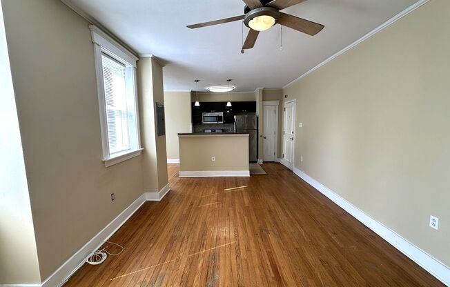 1 bed, 1 bath, 635 sqft, $1,360, Unit Apt C-14
