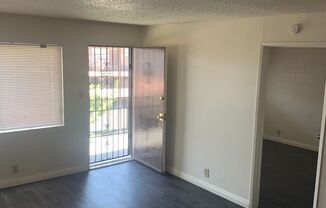 1 bed, 1 bath, $850, Unit # 21