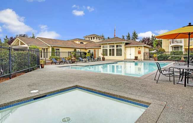 Welcome to Lakeside Apartment Homes